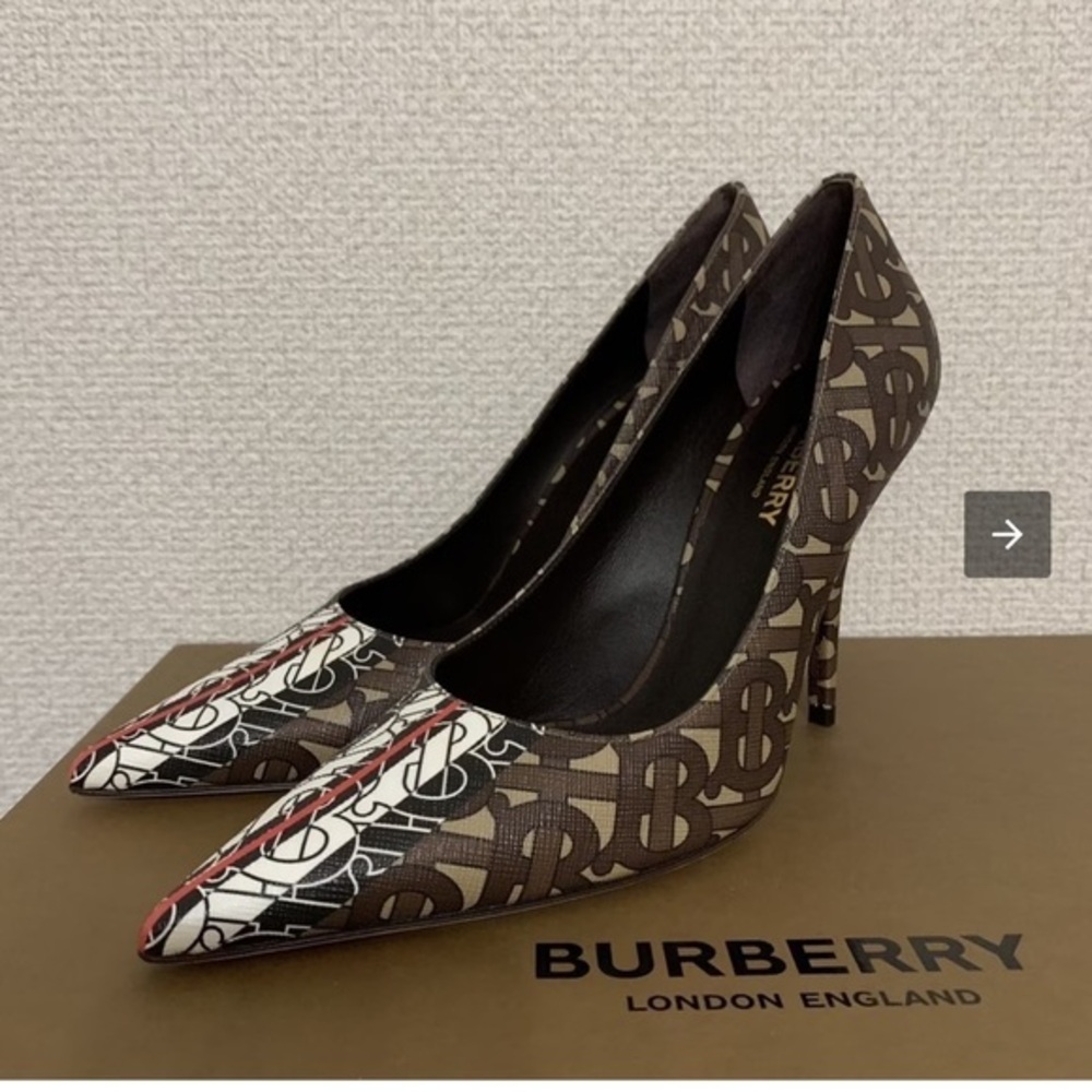 Burberry Bridle Brown TB Monogram Elodie Pumps, size 39, SOLD OUT